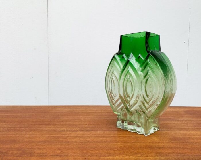 vintage finnish glass vase by kaj blomqvist for kumela 2