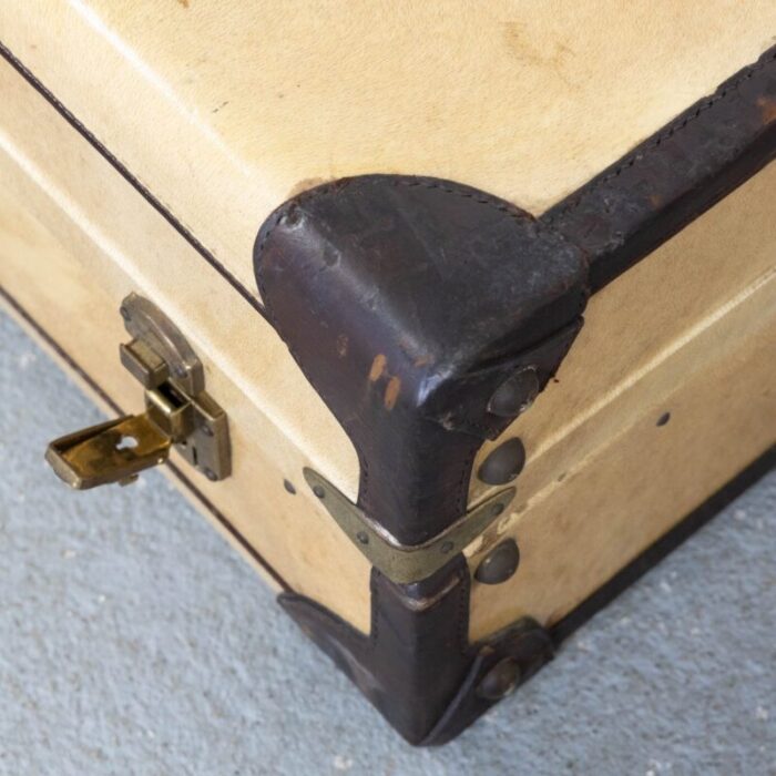 vintage leather suitcase 10