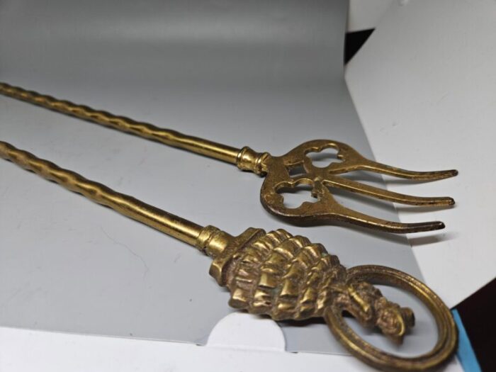 vintage long handled brass fire toasting fork 2169