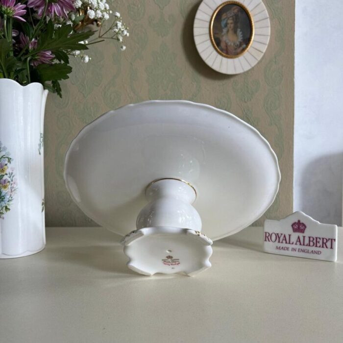 vintage porcelain pedestal dish 6290