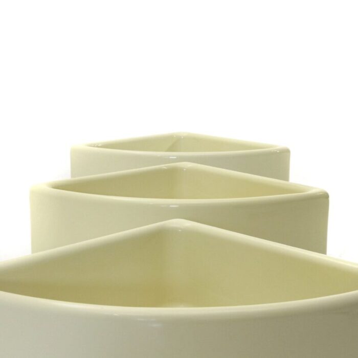 white plaster corner flower pots from elco 1970s set of 3 10