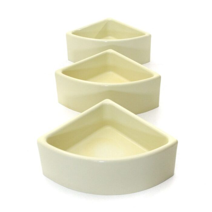 white plaster corner flower pots from elco 1970s set of 3 7